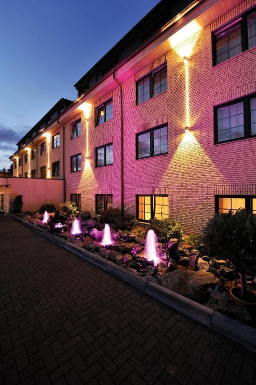 Hotel Restaurant Hoettche Дормаген Экстерьер фото